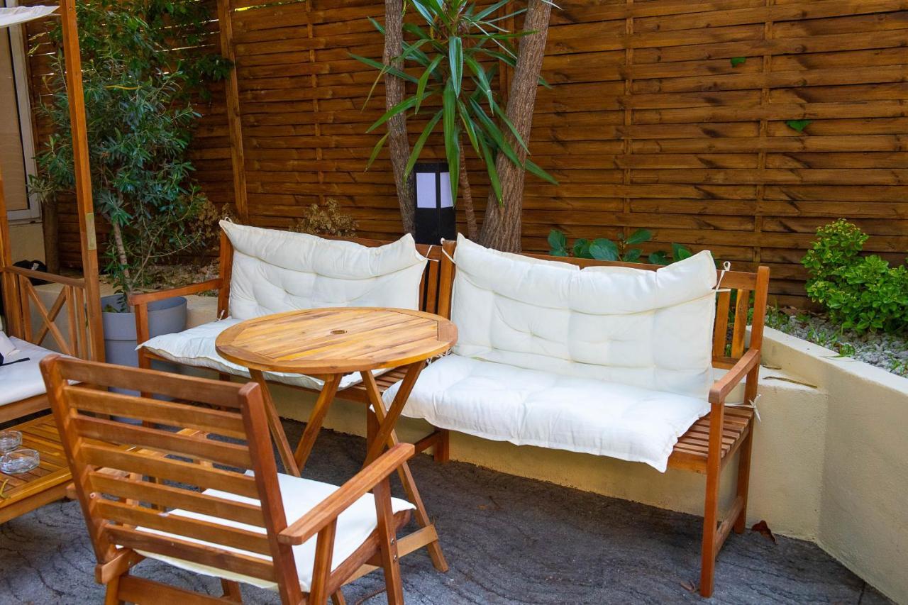 Auberge De Jeunesse Hi Nice Les Camelias Kültér fotó